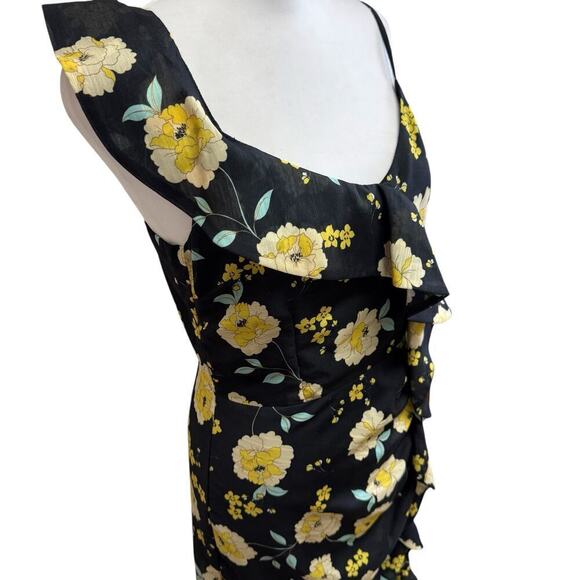 Cupcakes & Cashmere Ariadne Dress Sz 2
One Shoulder Sundress - Picture 6 of 8